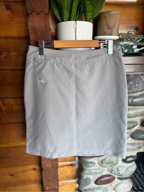Lole Athletic Skirt Tennis Golf Hiking Taupe Athleisure Size 8 Quiet Luxury